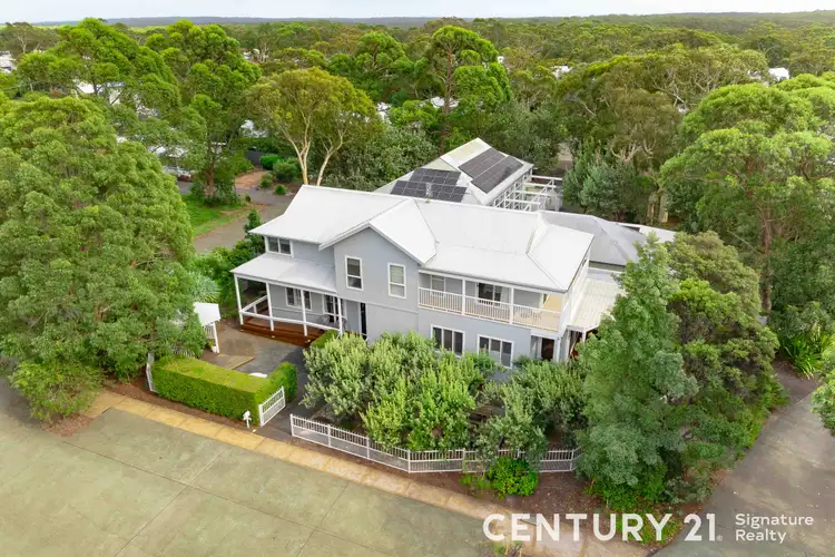 100 Griffin Street, Callala Beach NSW 2540