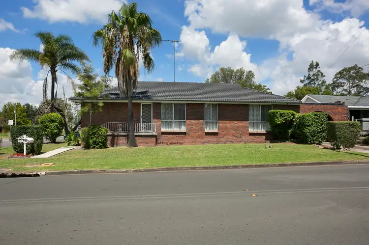 Fourth view of Homely house listing, 1 Lewis Road, Cambridge Gardens NSW 2747