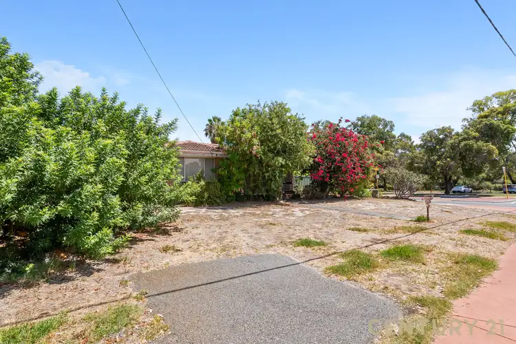 Fourth view of Homely house listing, 2 Jeffrey Street, Kewdale WA 6105