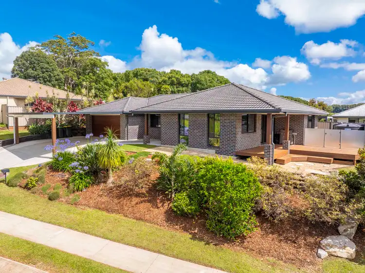 44 Bolwarra Circuit