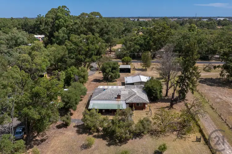 Fifth view of Homely house listing, 2 Tuckey Street, Pinjarra WA 6208