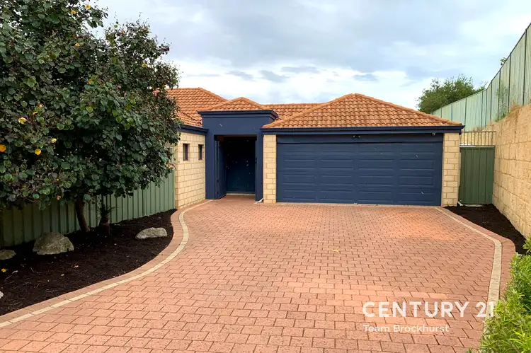 Sixth view of Homely house listing, 2 Eton Court, Parmelia WA 6167