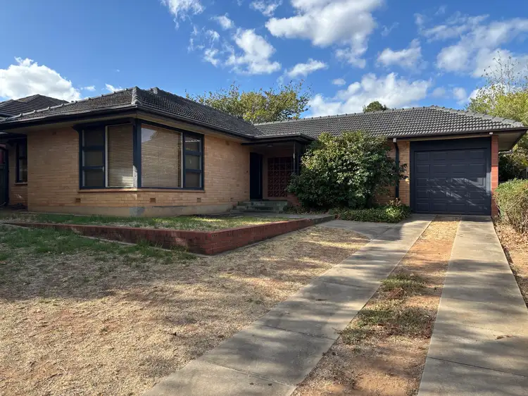 8 Milne Street