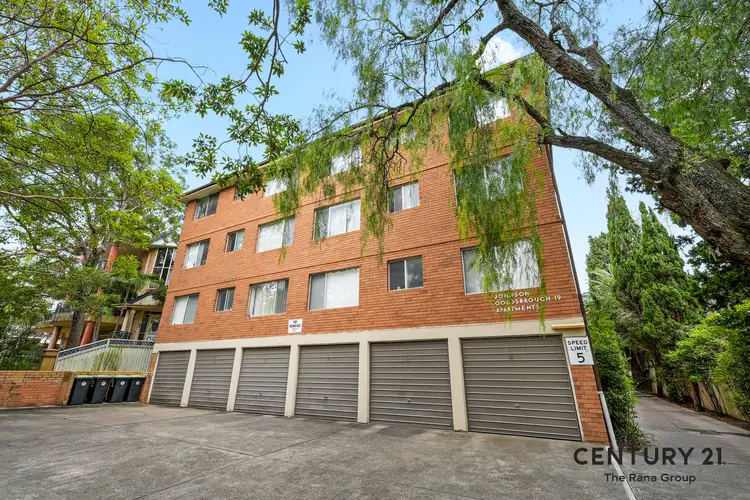 13 /19 Queens Road, Westmead NSW 2145