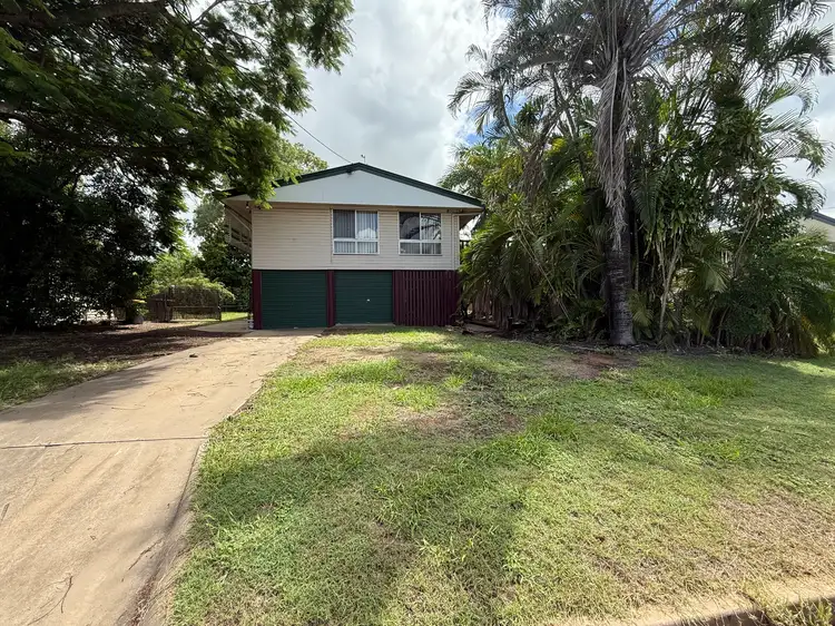 10 Leslie Drive, Moranbah QLD 4744