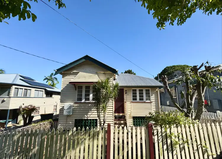 99 Pine Street