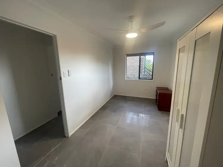 Fifth view of Homely apartment listing, 4/94 Chestnut Street, Wynnum QLD 4178