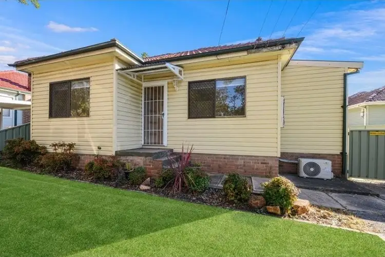 263 Taren Point Road