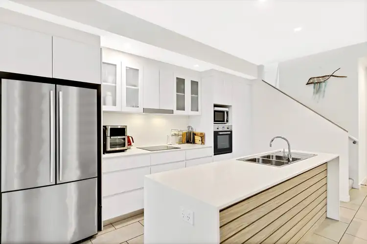 Main view of Homely townhouse listing, 19/30 Caspian Circuit, Mountain Creek QLD 4557