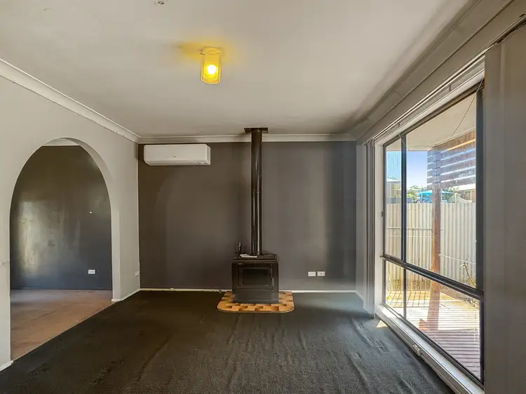 Fifth view of Homely house listing, 10 Basil Avenue, Parkes NSW 2870