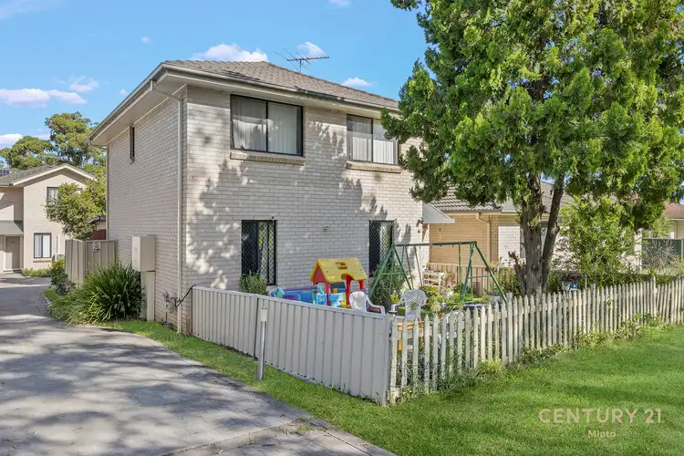 8/2 Baldwin Avenue, Glenfield NSW 2167