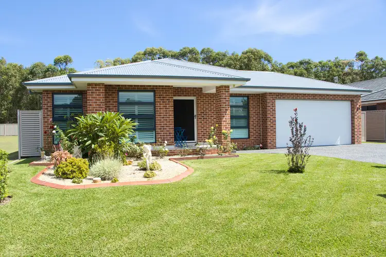 43 Martin Cct, Tea Gardens NSW 2324