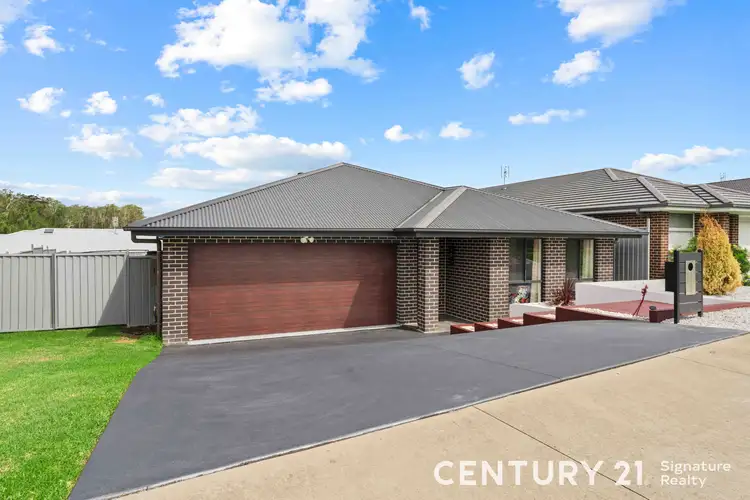 23 Alata Crescent, South Nowra NSW 2541