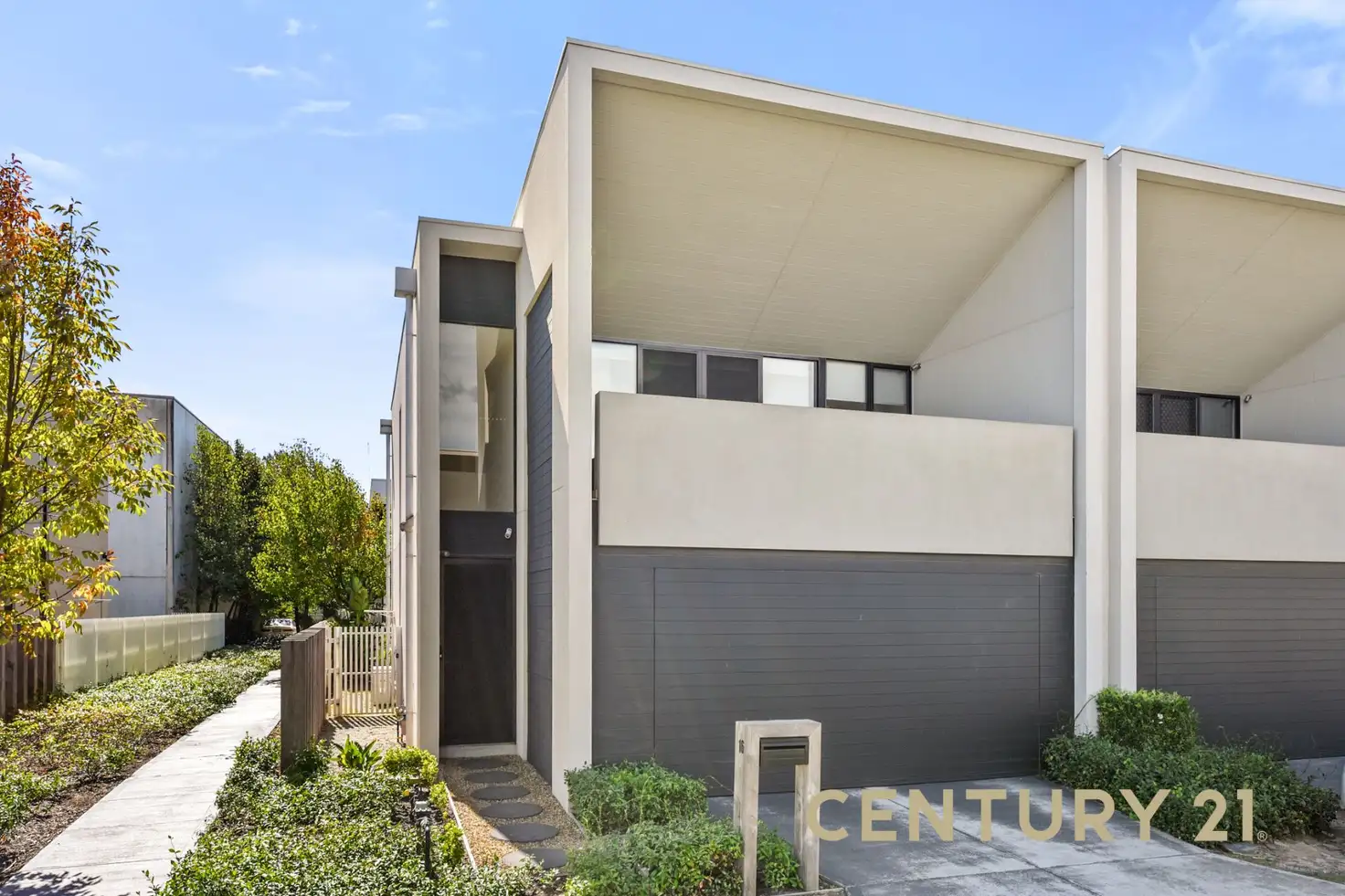 Main view of Homely townhouse listing, 16 Rivulet Boulevard, Springvale VIC 3171