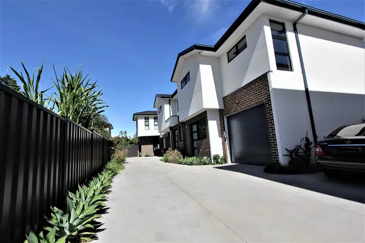 3 1080 Heatherton Road, Noble Park VIC 3174