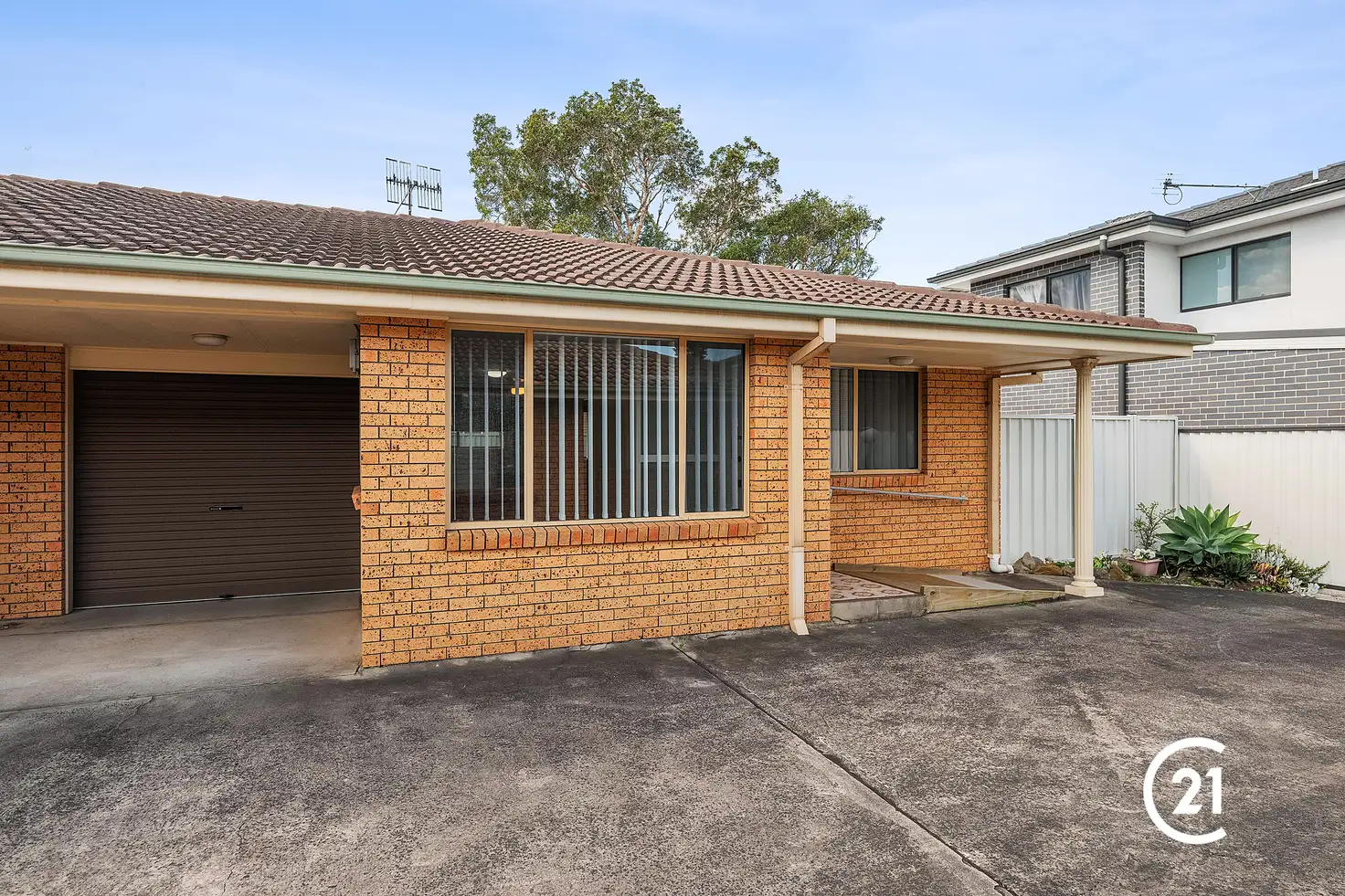 Main view of Homely villa listing, 4/4 Bay Road, The Entrance NSW 2261