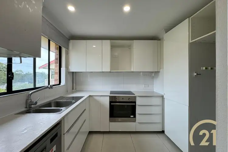 Second view of Homely apartment listing, 10/181-185 Sandal Crescent, Carramar NSW 2163