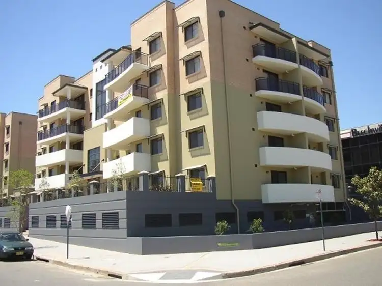 26/12-20 Lachlan Street, Liverpool NSW 2170