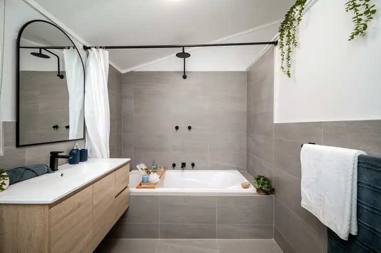34 Wellaton Street, Midvale WA 6056