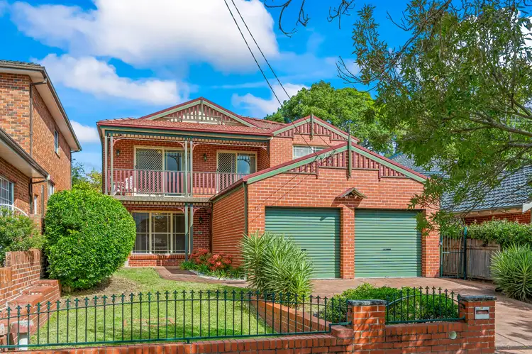 10 Saywell Street