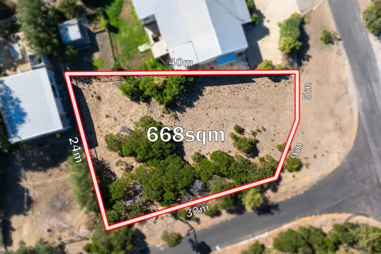 12 Southern Road, Preston Beach WA 6215