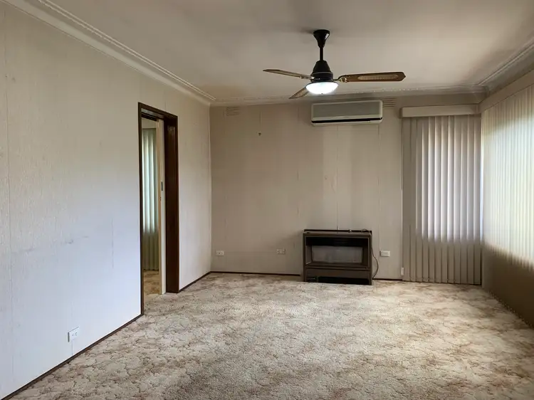 33 Kernot Crescent, Noble Park North VIC 3174