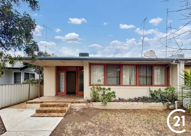 15 Grenfell Street, Forbes NSW 2871