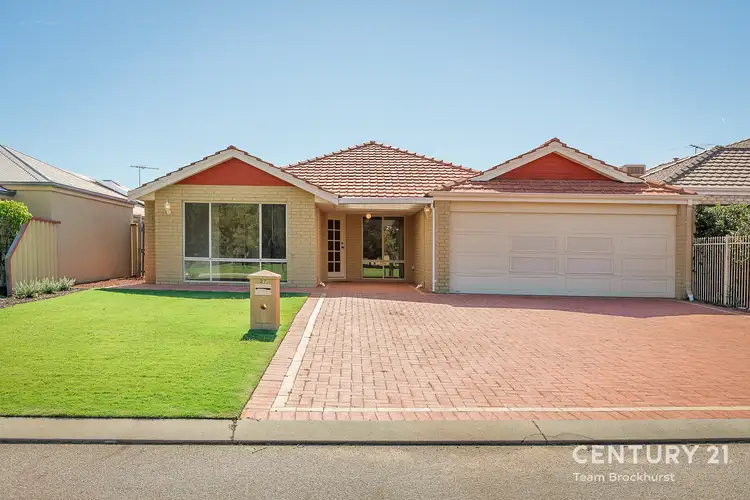 27 Highlander Parade, Rockingham WA 6168