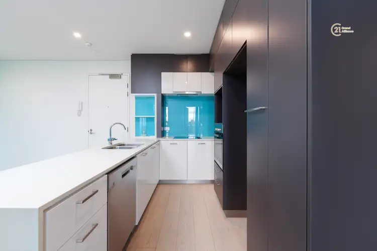 Fifth view of Homely apartment listing, 8/8 Riversdale Road, Burswood WA 6100