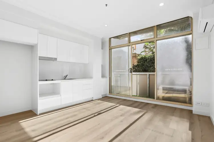 Fourth view of Homely apartment listing, 19/6-18 Poplar Street, Surry Hills NSW 2010
