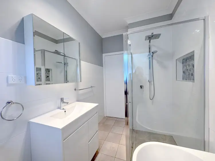 Fifth view of Homely house listing, 21 Gloucester Street, Forbes NSW 2871
