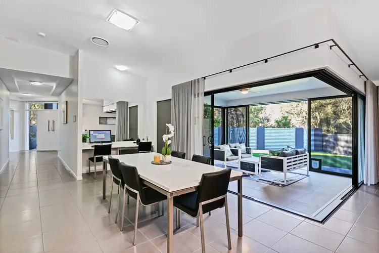 16 Holloway Street, Mountain Creek QLD 4557