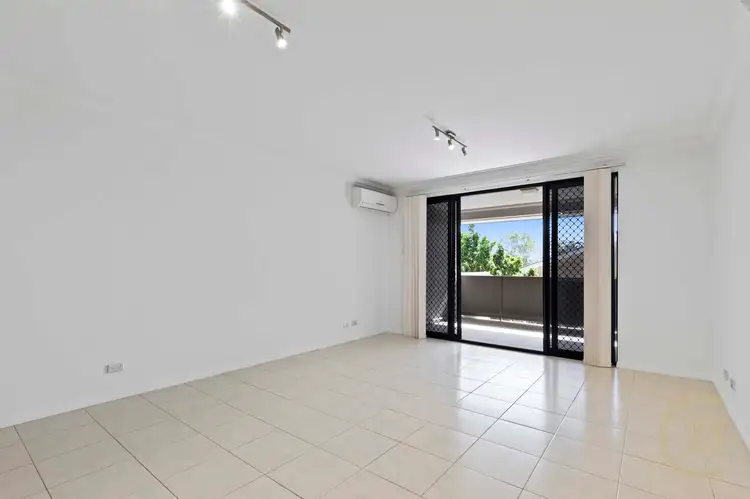 Fourth view of Homely apartment listing, 4/33 Station Avenue, Gaythorne QLD 4051