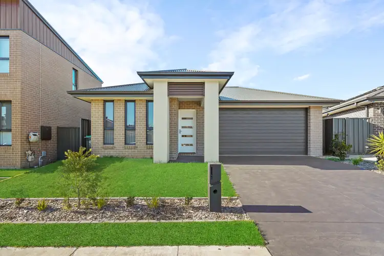 3 Ditzell Street, Catherine Field NSW 2557