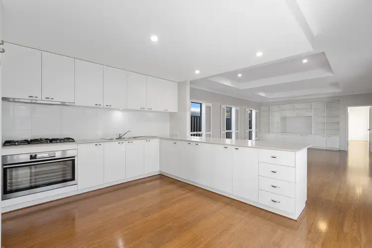 115b Basinghall Street