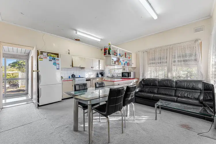 Fifth view of Homely house listing, 1 Glenview Avenue, Blair Athol SA 5084
