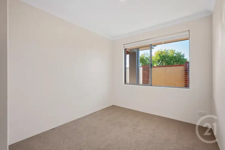 Seventh view of Homely semi-detached listing, 21 Paterson Drive, Yalyalup WA 6280
