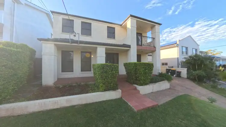 11 Solo Street, Kareela NSW 2232
