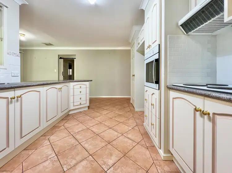 Fifth view of Homely house listing, 5 Angeleish Avenue, Parkes NSW 2870