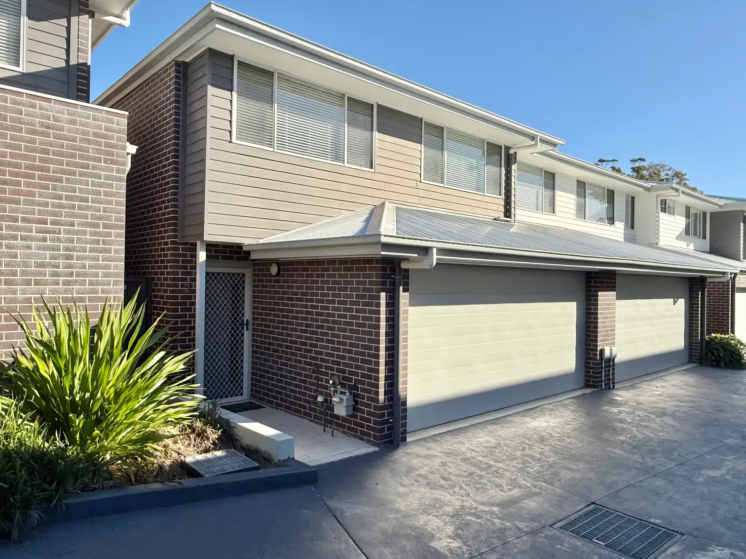 Main view of Homely townhouse listing, 2/4 Kaleen Street, Charlestown NSW 2290