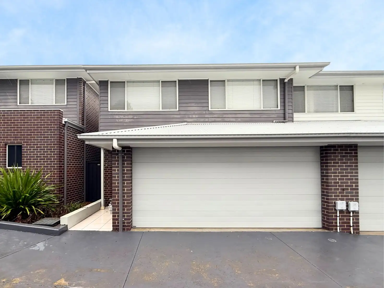 Main view of Homely townhouse listing, 2/4 Kaleen Street, Charlestown NSW 2290