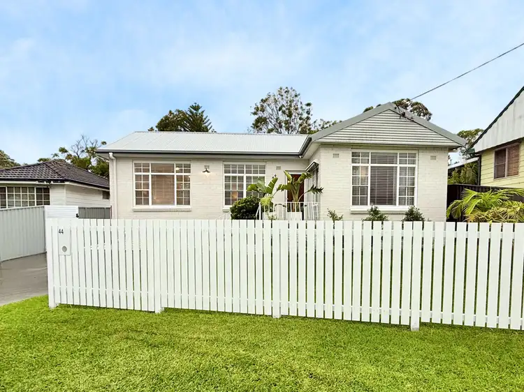 44 Helen Street, Mount Hutton NSW 2290