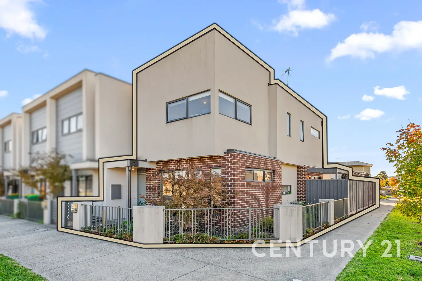 Main view of Homely townhouse listing, 84 Henry Street, Pakenham VIC 3810