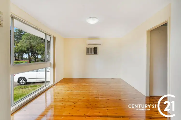 Fifth view of Homely house listing, 2 Myora Close, Green Valley NSW 2168