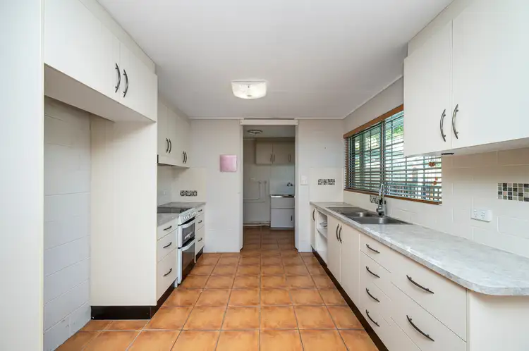 Fourth view of Homely house listing, 5 Banora Court, Mount Louisa QLD 4814