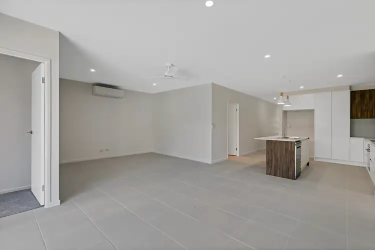 Fifth view of Homely semi-detached listing, 1/30 Lorikeet Place, Burnside QLD 4560