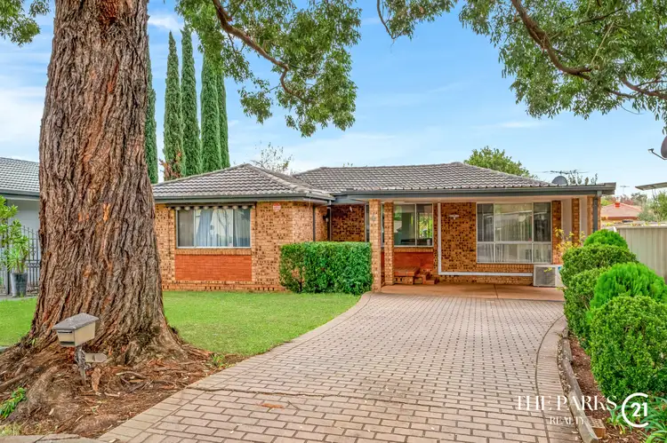 4 Dryden Place, Wetherill Park NSW 2164