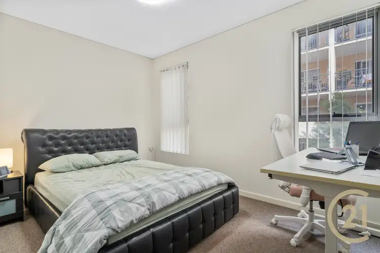 Fifth view of Homely apartment listing, 12/4-6 Browne Parade, Warwick Farm NSW 2170