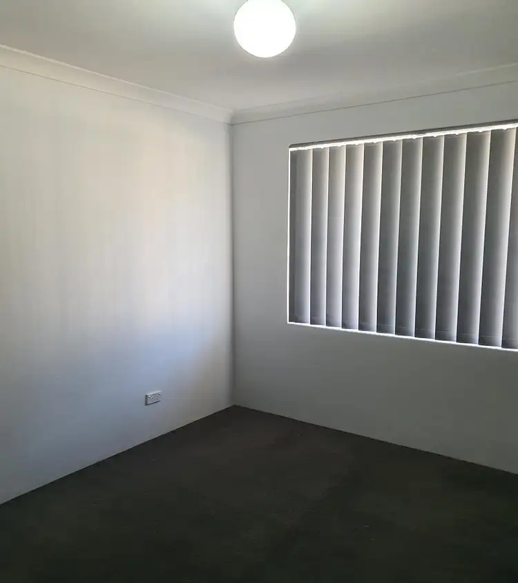 Second view of Homely house listing, 5 Oblate Retreat, Queens Park WA 6107