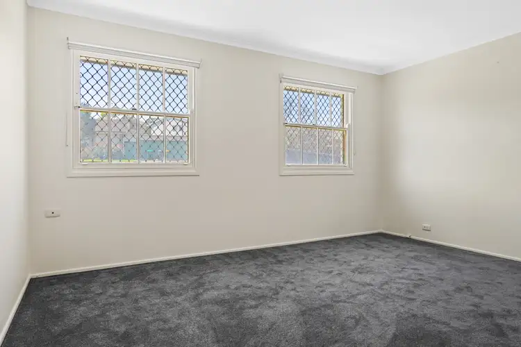 Fourth view of Homely house listing, 19 Georgiana Crescent, Ambarvale NSW 2560